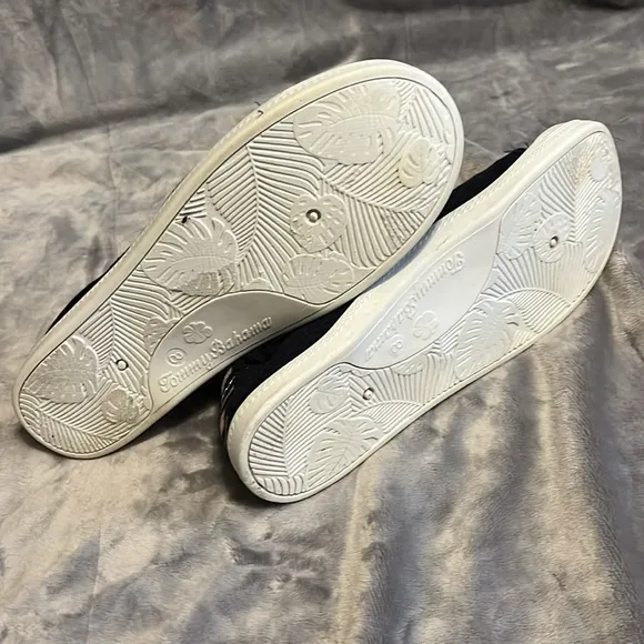 Tommy Bahama Women’s Navy Blue Sneakers