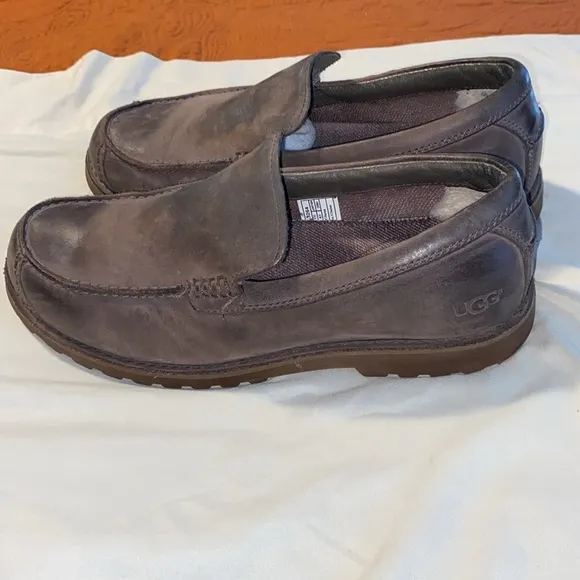 Ugg Mens Plainson Distressed Brown Leather Loafers Sz 10 EXCELLENT