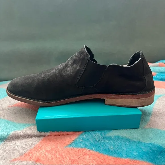 Vince Mia Slip-On Loafers- Black Nubuck Leather- Slouchy- Size 8