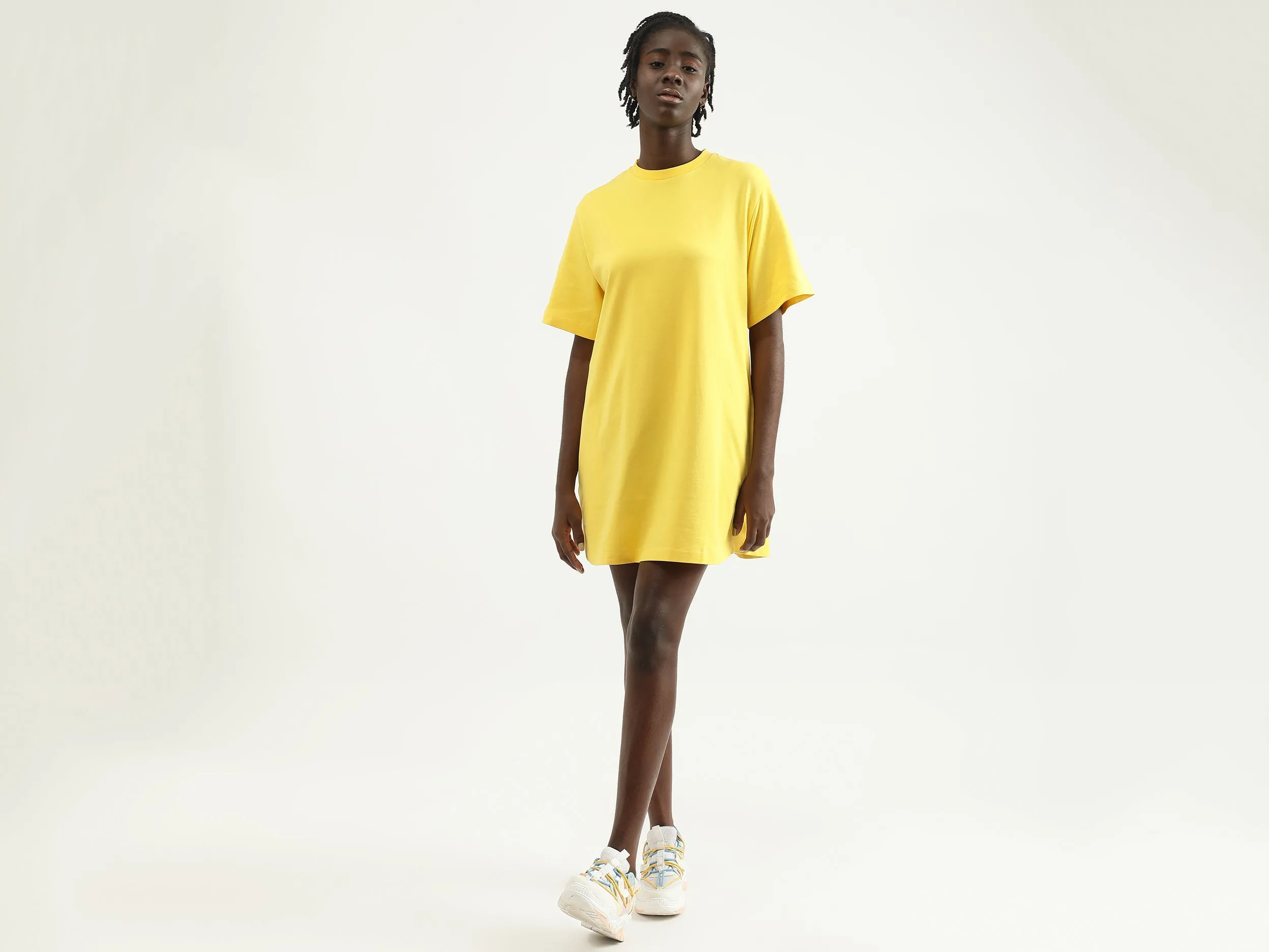 Women Solid Round Neck Dress
